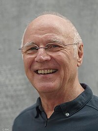 Bernhard Karrer